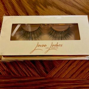 Black Faldo lavaa lashes